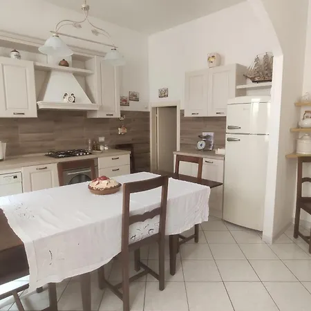 Da Panco E Vera Via Nino Bixio 15 Порто-Реканати